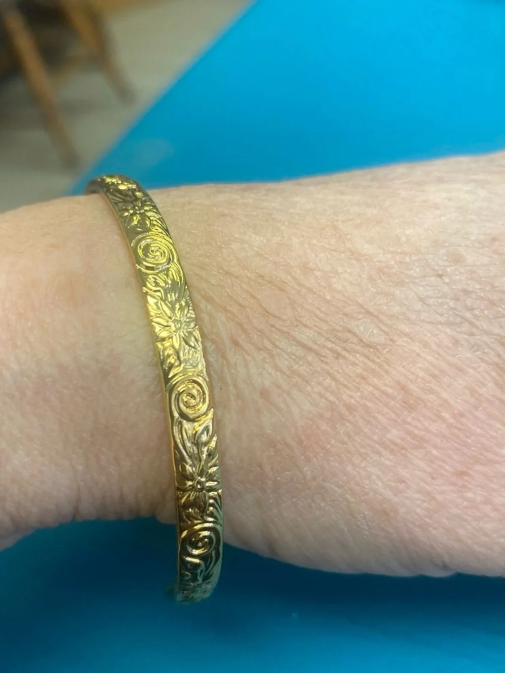Gold tone Floral Engraved Bangle Bracelet